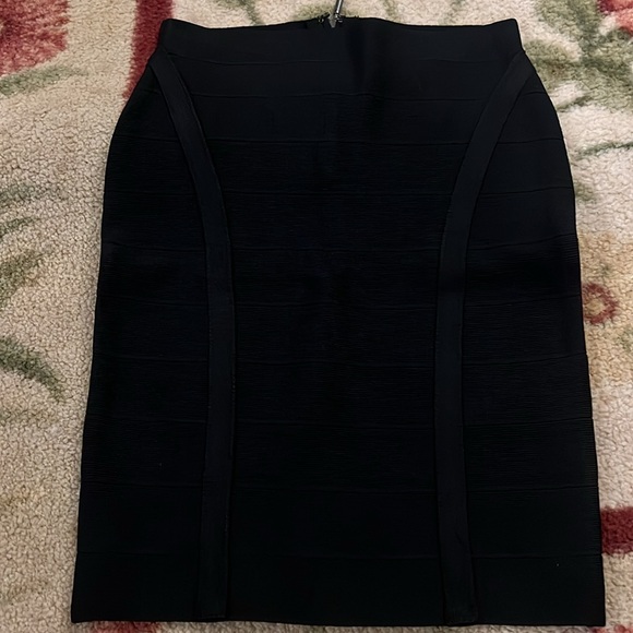 Guess Ottoman Stitch Mirage Bandage Skirt - Picture 4 of 7